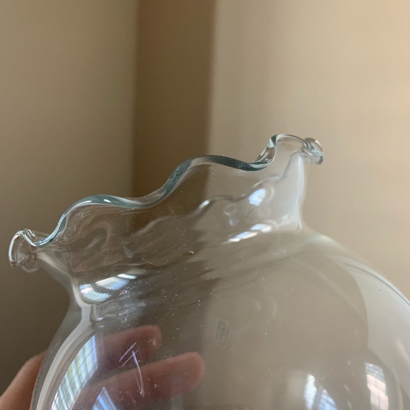Glass Vase - Picture 2 of 3